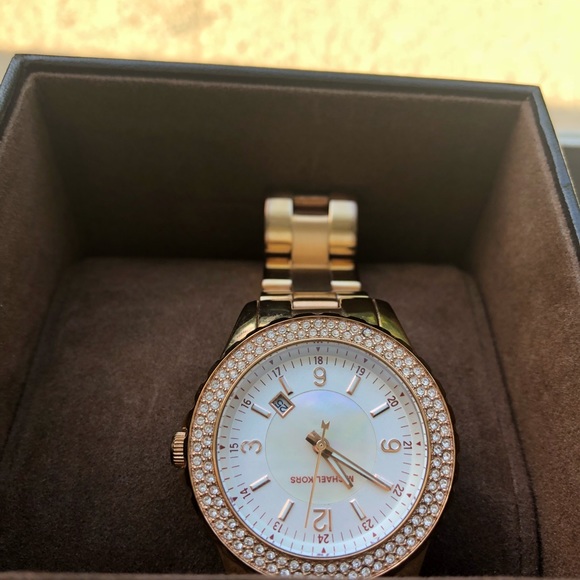 Micheal Kors rose gold toned watch main image 6